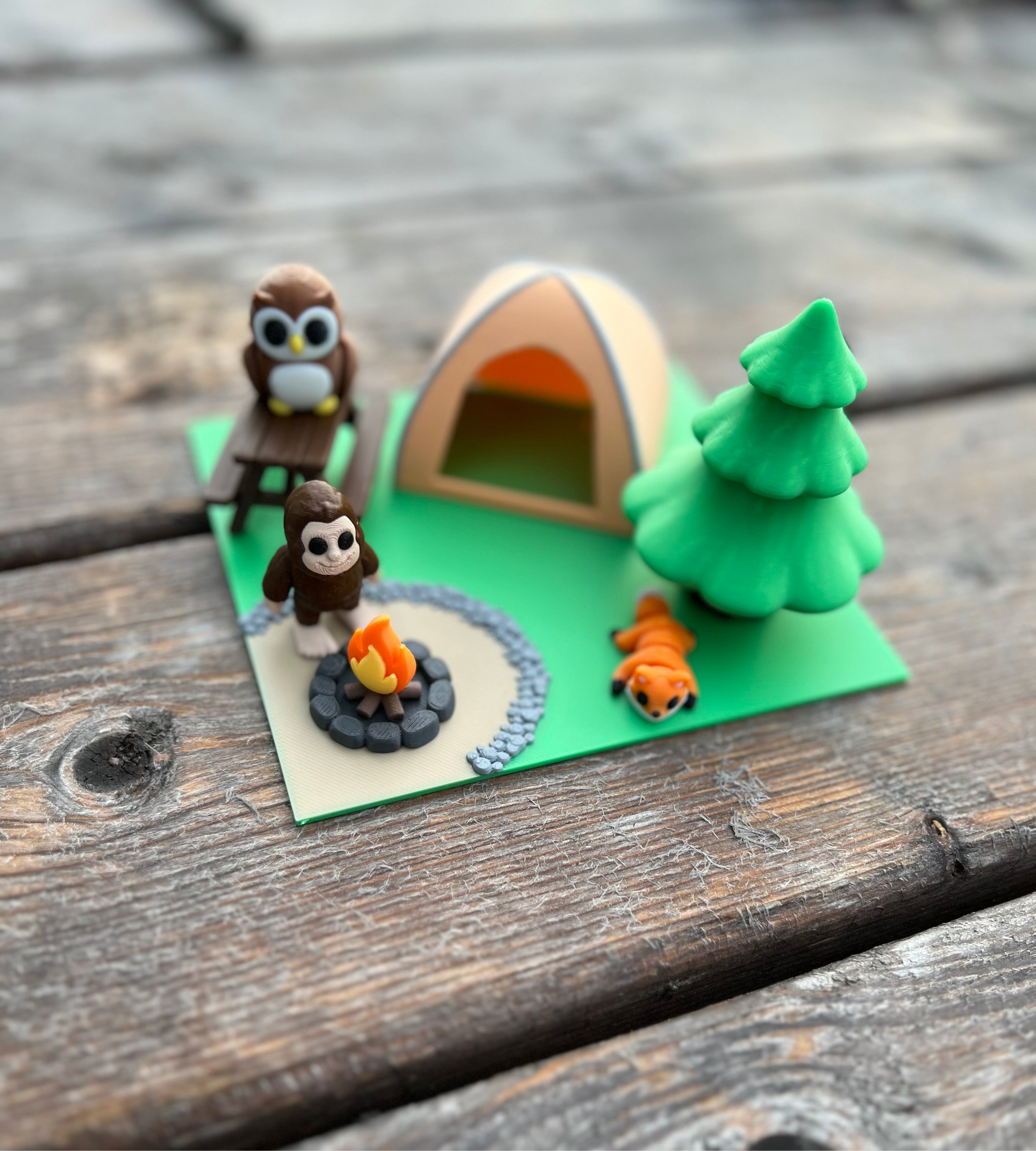 Woodland Campout Adventure Play Set – Custom 3D Printed Toy Scene with Tent, Campfire, and Forest Friends