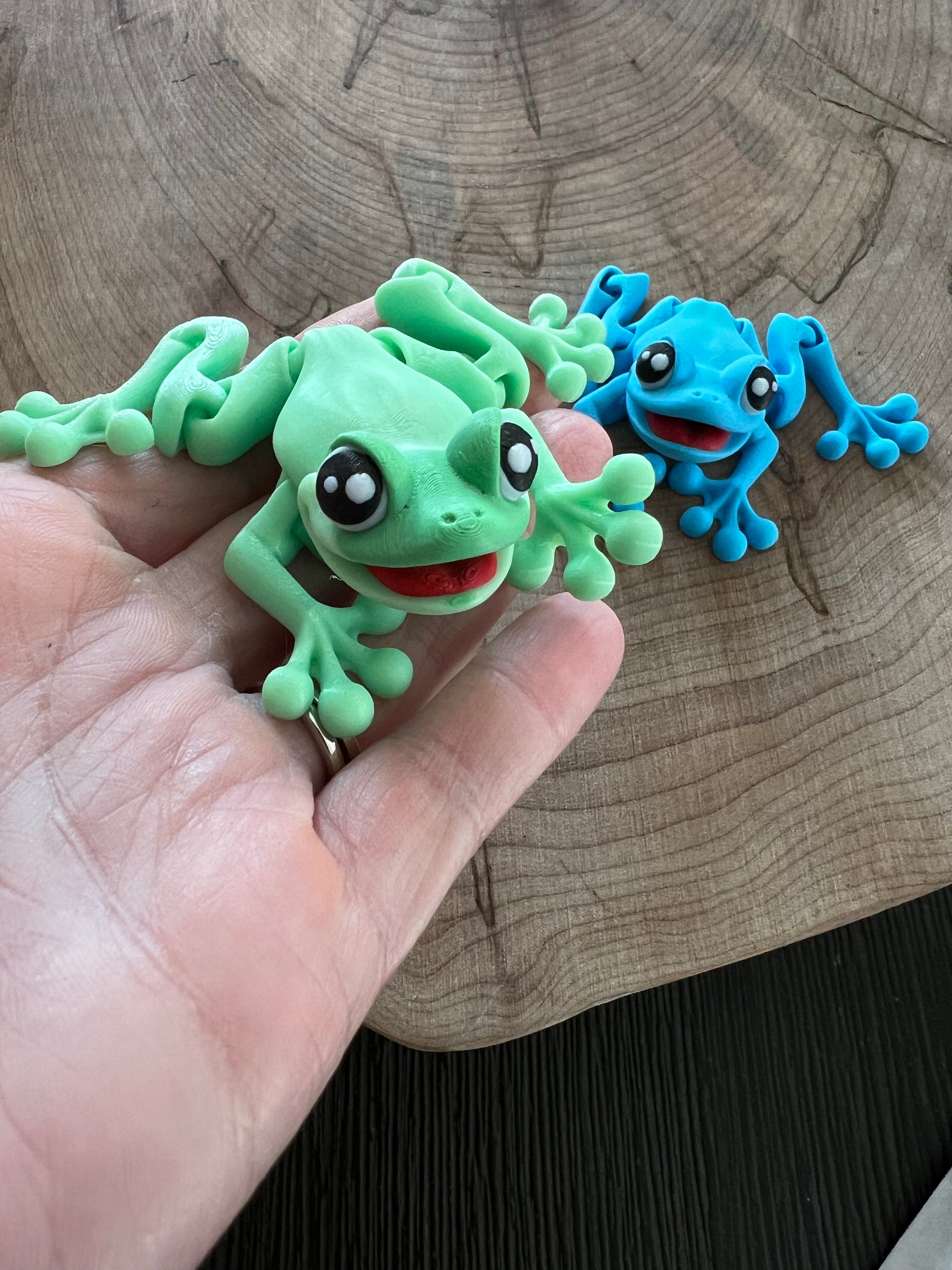 Flexible Mini Frog 3D Printed Toy